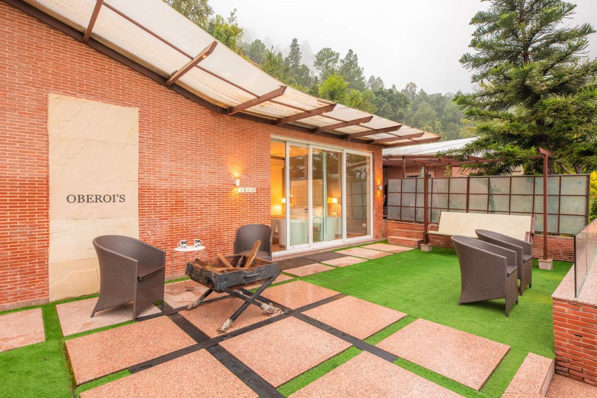 Stayvista At Oberoi'S Chalet Bhīm Tāl 外观 照片